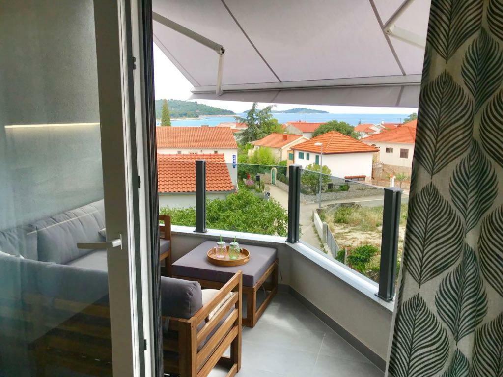 Luxury View Apartments Rogoznica  Buitenkant foto