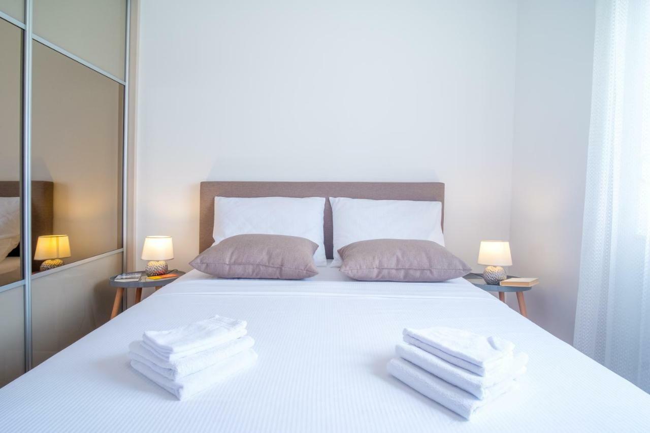 Luxury View Apartments Rogoznica  Buitenkant foto