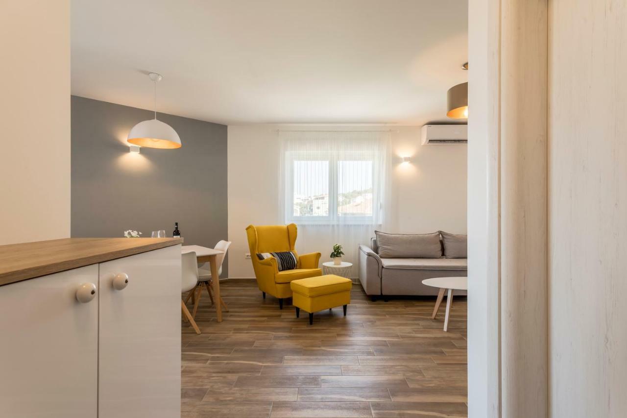 Luxury View Apartments Rogoznica  Buitenkant foto